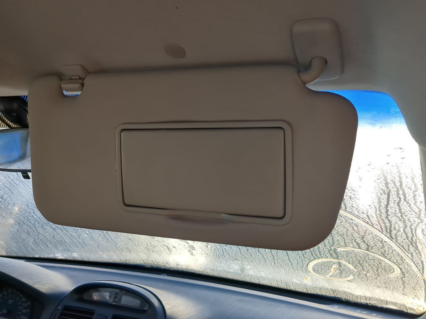2004-2009 Kia Spectra Sun Visor Shade Replacement Passenger Right Mirror Fits Fits 2004 2005 2006 2007 2008 2009 OEM Used Au