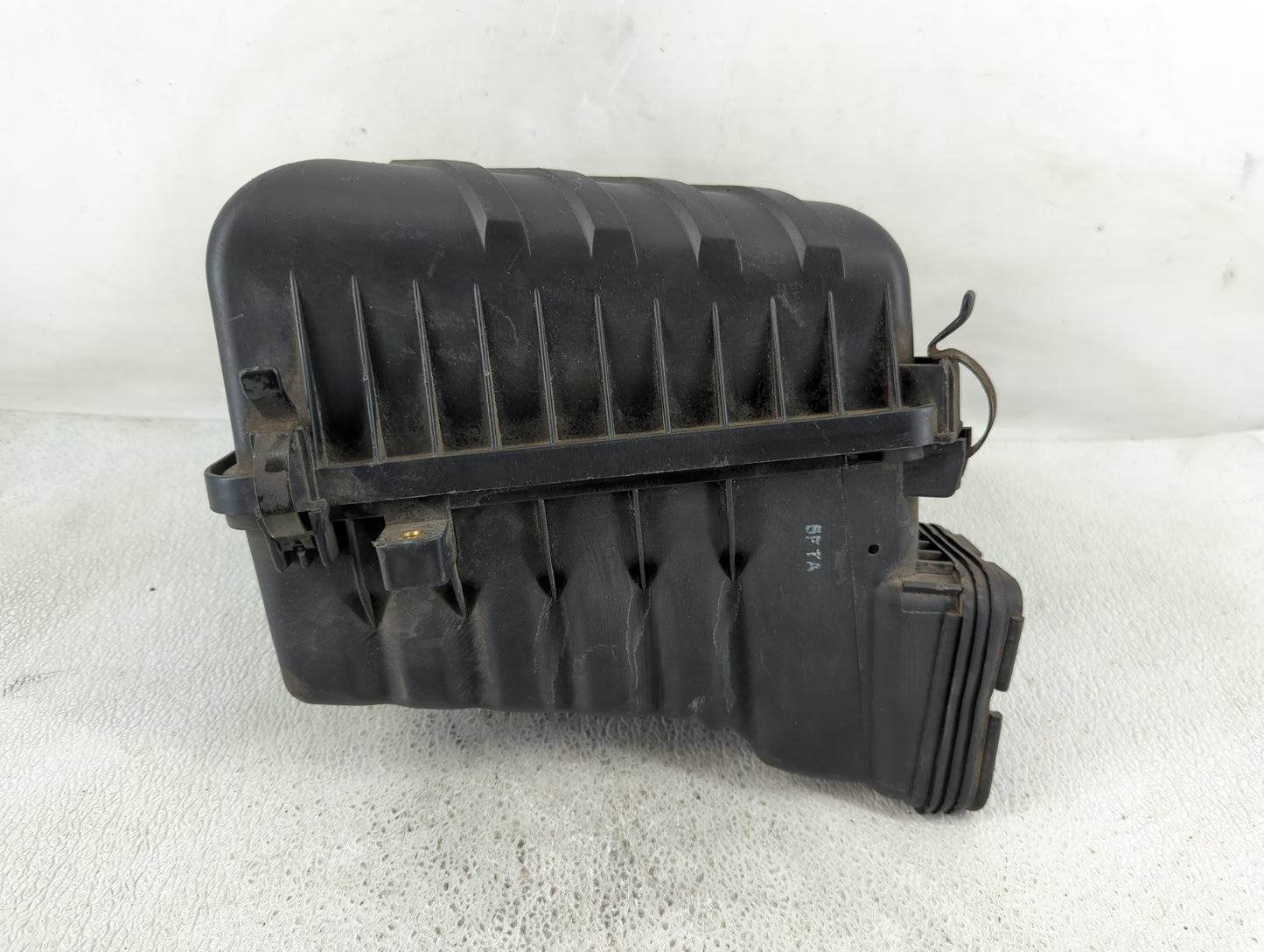 2004-2006 Kia Spectra Air Cleaner Intake-duct Hose Tube - Oemusedautoparts1.com