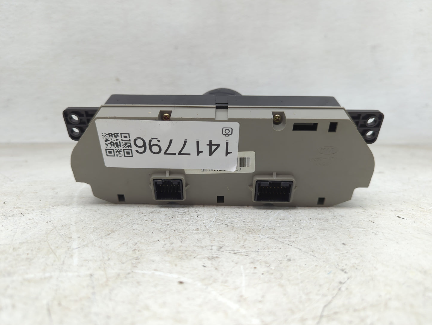 2005-2009 Kia Sportage Climate Control Module Temperature AC/Heater Replacement Fits Fits 2005 2006 2007 2008 2009 OEM Used 