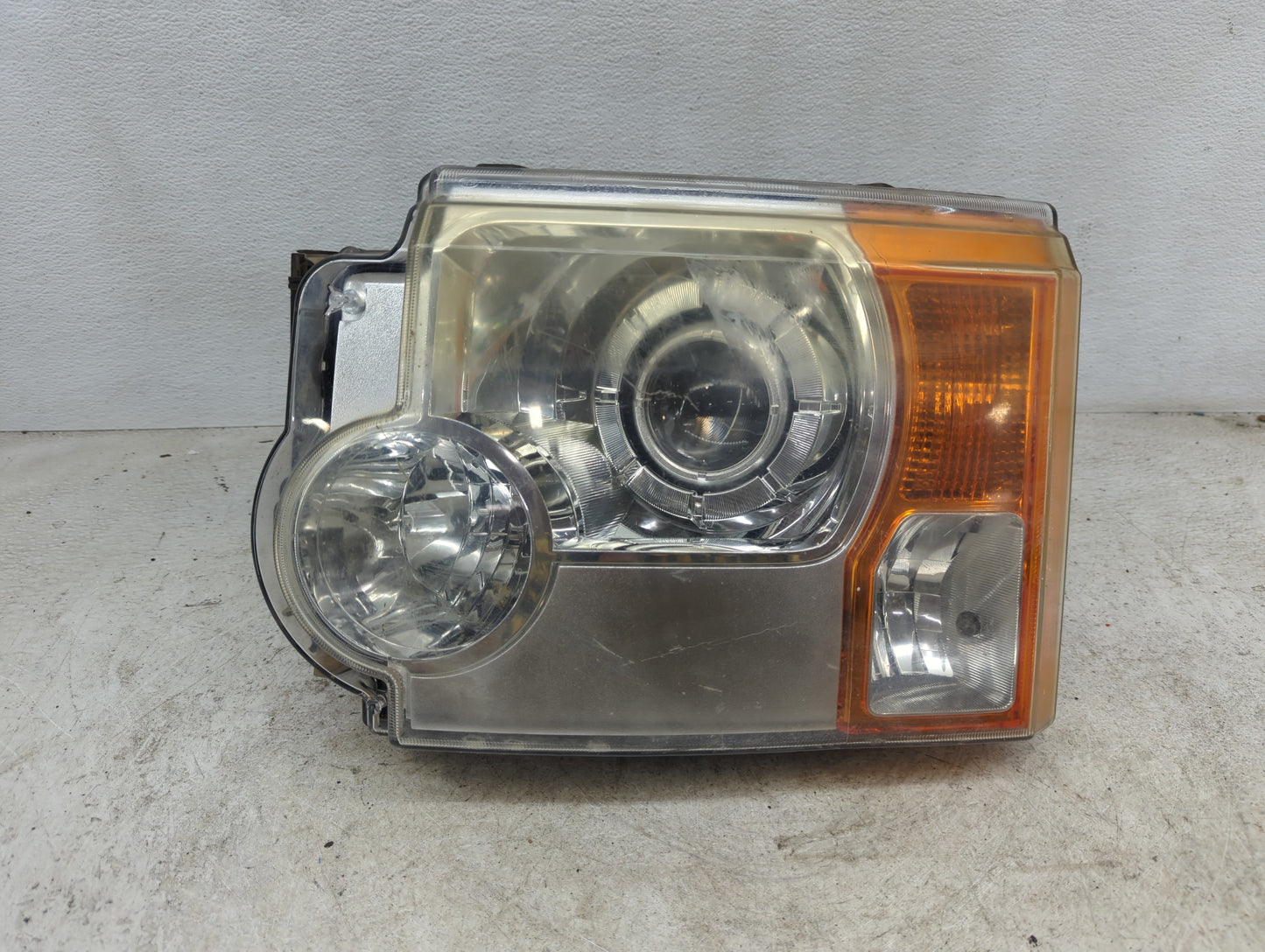 2005-2009 Land Rover Lr3 Driver Left Oem Head Light Headlight Lamp Black - Oemusedautoparts1.com