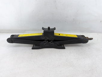 compare product 2006 Land Rover Lr3 Spare Scissor Car Jack