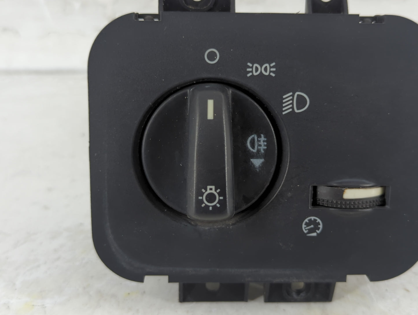 2006 Land Rover Lr3 Headlight Head Light Switch Lamp Control - Oemusedautoparts1.com