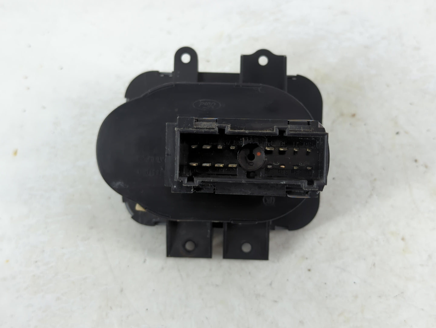 2006 Land Rover Lr3 Headlight Head Light Switch Lamp Control - Oemusedautoparts1.com