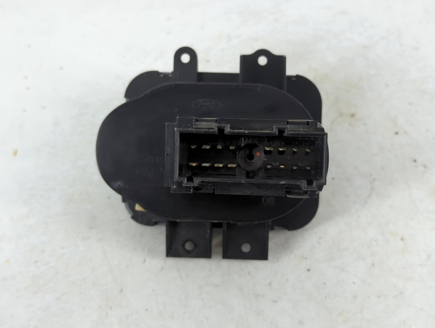 2006 Land Rover Lr3 Headlight Head Light Switch Lamp Control - Oemusedautoparts1.com
