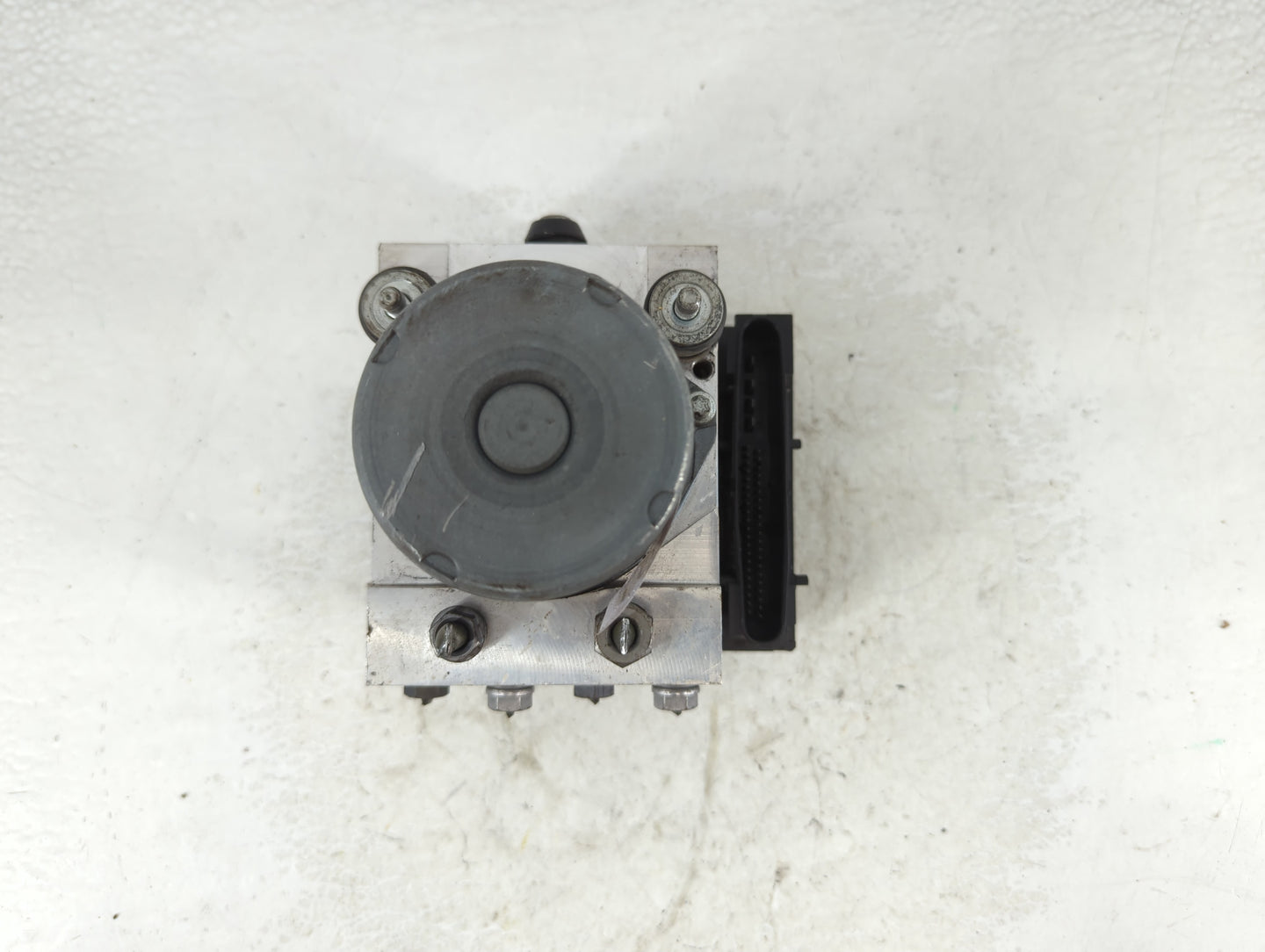 2006 Land Rover Range Rover ABS Pump Control Module Replacement P/N:SRB 500 440 Fits Fits 2005 OEM Used Auto Parts - Oemused