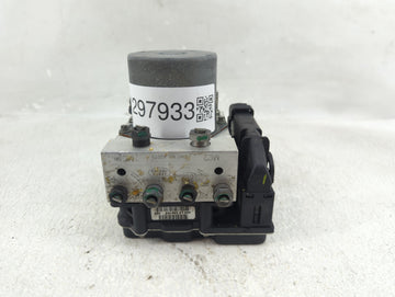 2006 Land Rover Range Rover ABS Pump Control Module Replacement P/N:SRB 500 440 Fits Fits 2005 OEM Used Auto Parts - Oemused