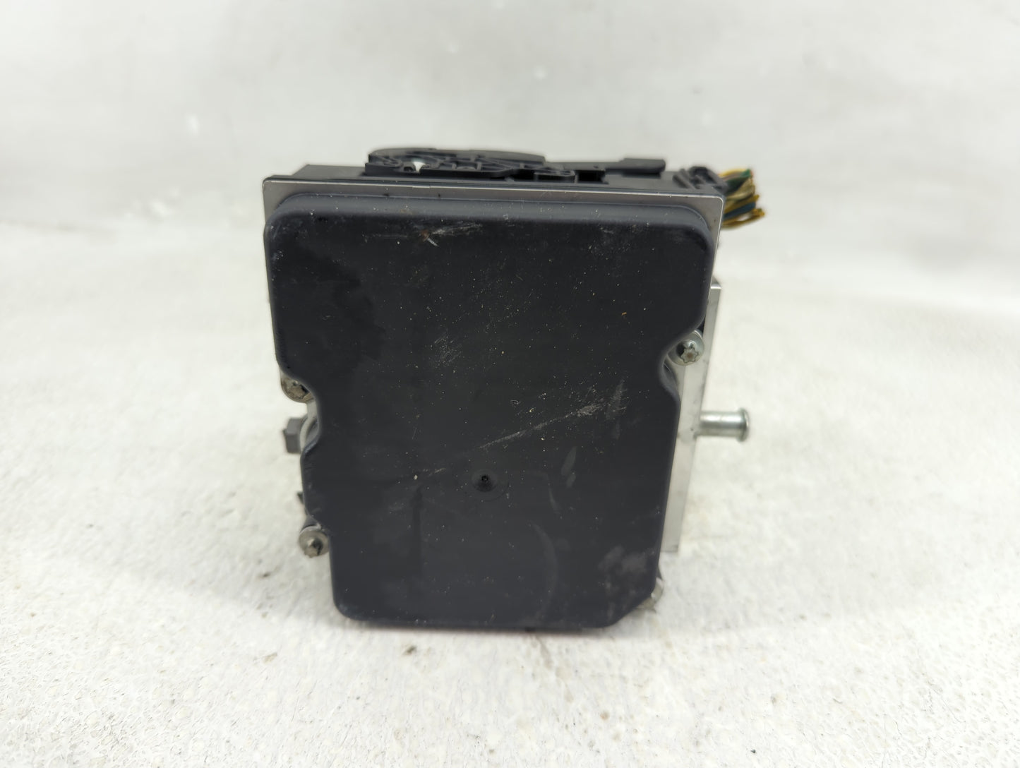 2006 Land Rover Range Rover ABS Pump Control Module Replacement P/N:SRB 500 440 Fits Fits 2005 OEM Used Auto Parts - Oemused
