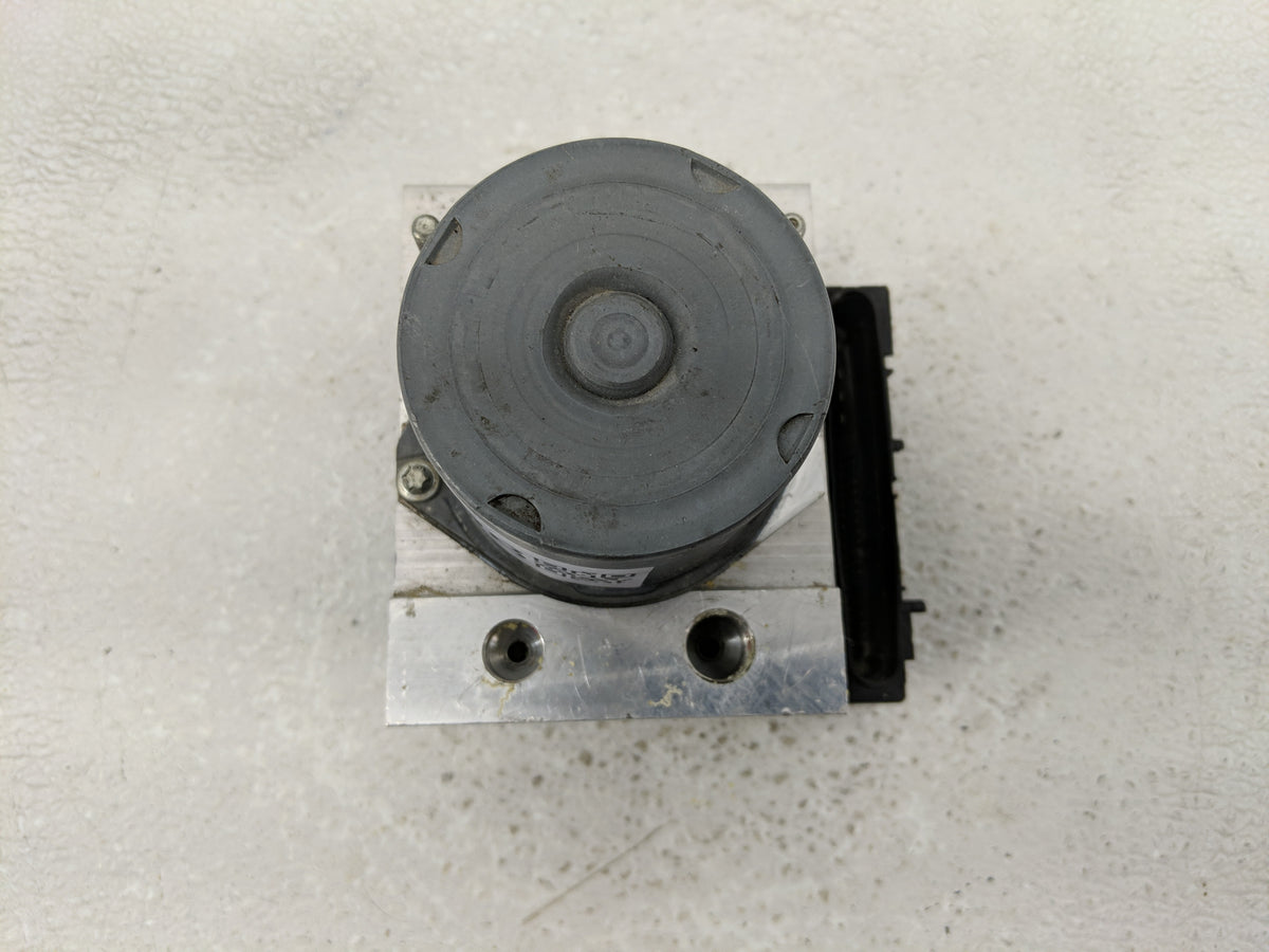 2006 Land Rover Range Rover Anti-Lock Brake ABS Pump Module Actuator OEM P/N:0 265 234 074 Fits Fits 2005 OEM Used Auto Part
