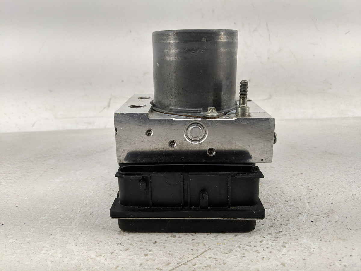 2006 Land Rover Range Rover Anti-Lock Brake ABS Pump Module Actuator OEM P/N:0 265 234 074 Fits Fits 2005 OEM Used Auto Part