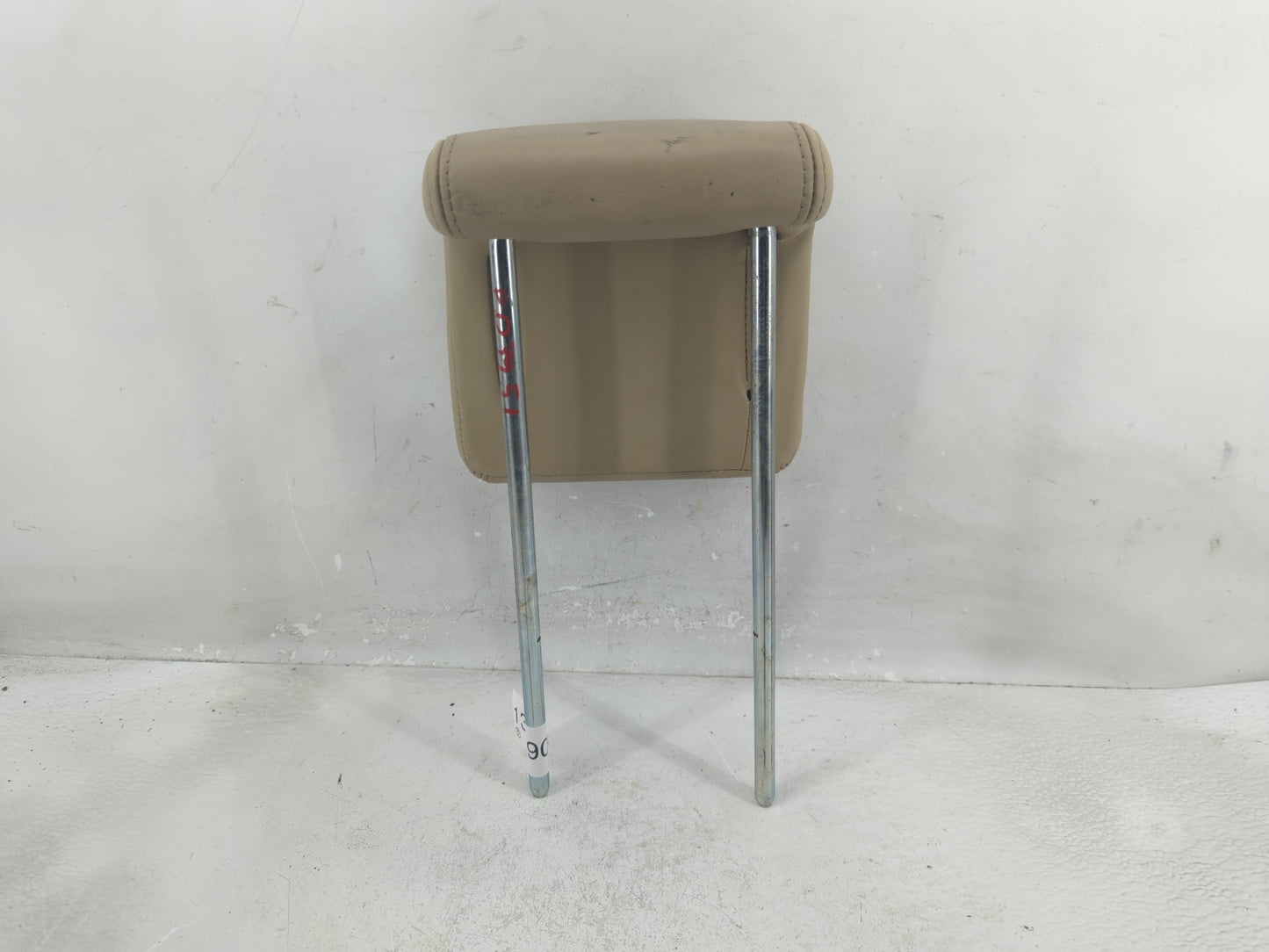 2003-2006 Land Rover Range Rover Headrest Head Rest Rear Center Seat Fits Fits 2003 2004 2005 2006 OEM Used Auto Parts - Oem