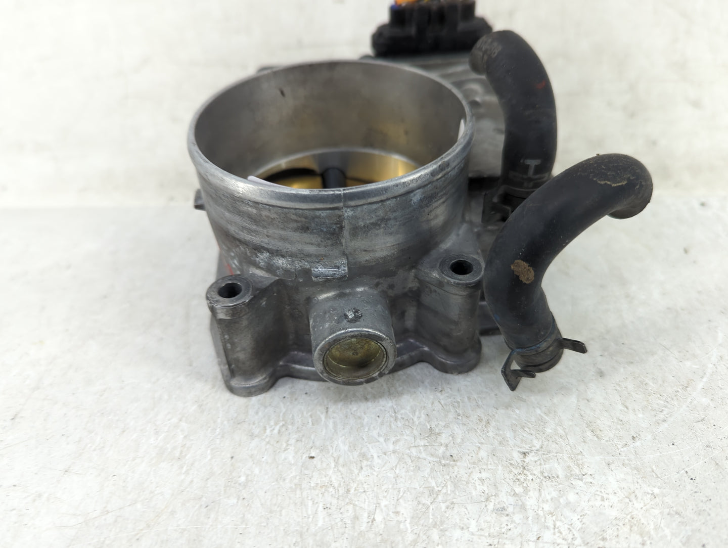 2006 Land Rover Range Rover Throttle Body Fits Fits 2005 OEM Used Auto Parts - Oemusedautoparts1.com