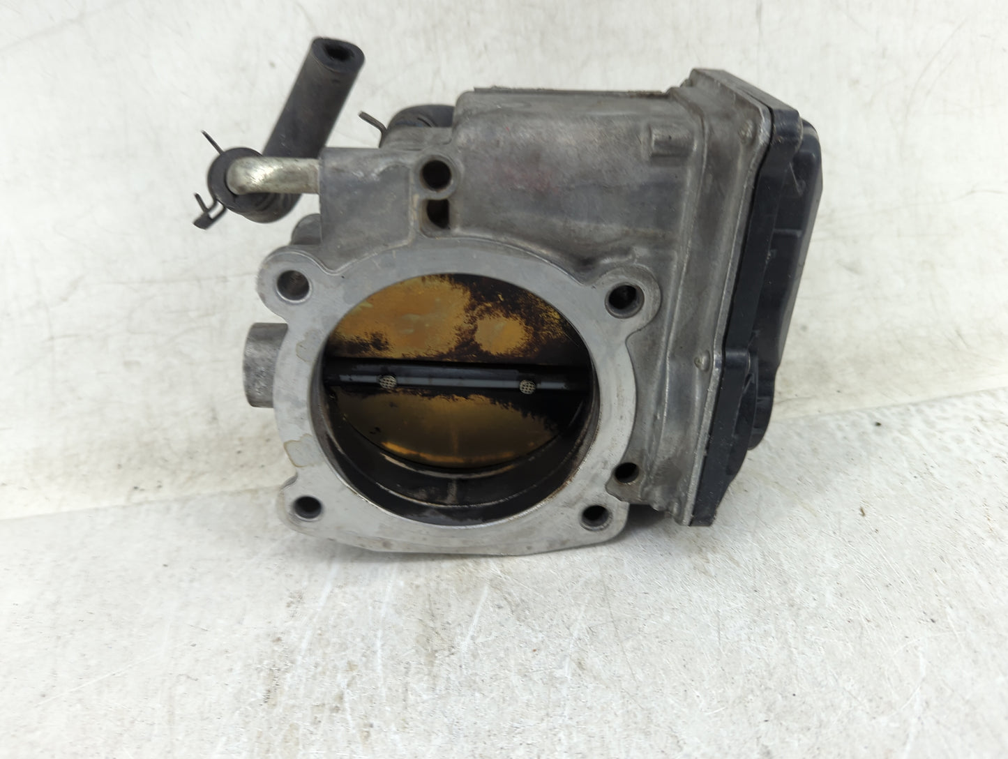 2006 Land Rover Range Rover Throttle Body Fits Fits 2005 OEM Used Auto Parts - Oemusedautoparts1.com