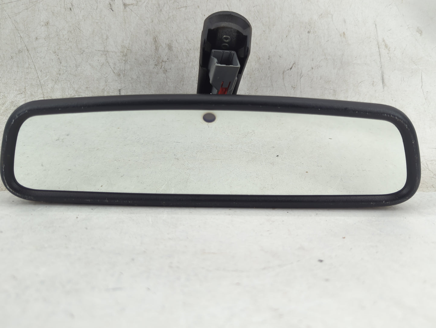 2006-2014 Land Rover Range Rover Interior Rear View Mirror Replacement OEM Fits OEM Used Auto Parts - Oemusedautoparts1.com