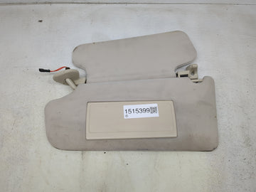 2006 Land Rover Range Rover Sun Visor Shade Replacement Passenger Right Mirror Fits OEM Used Auto Parts - Oemusedautoparts1.