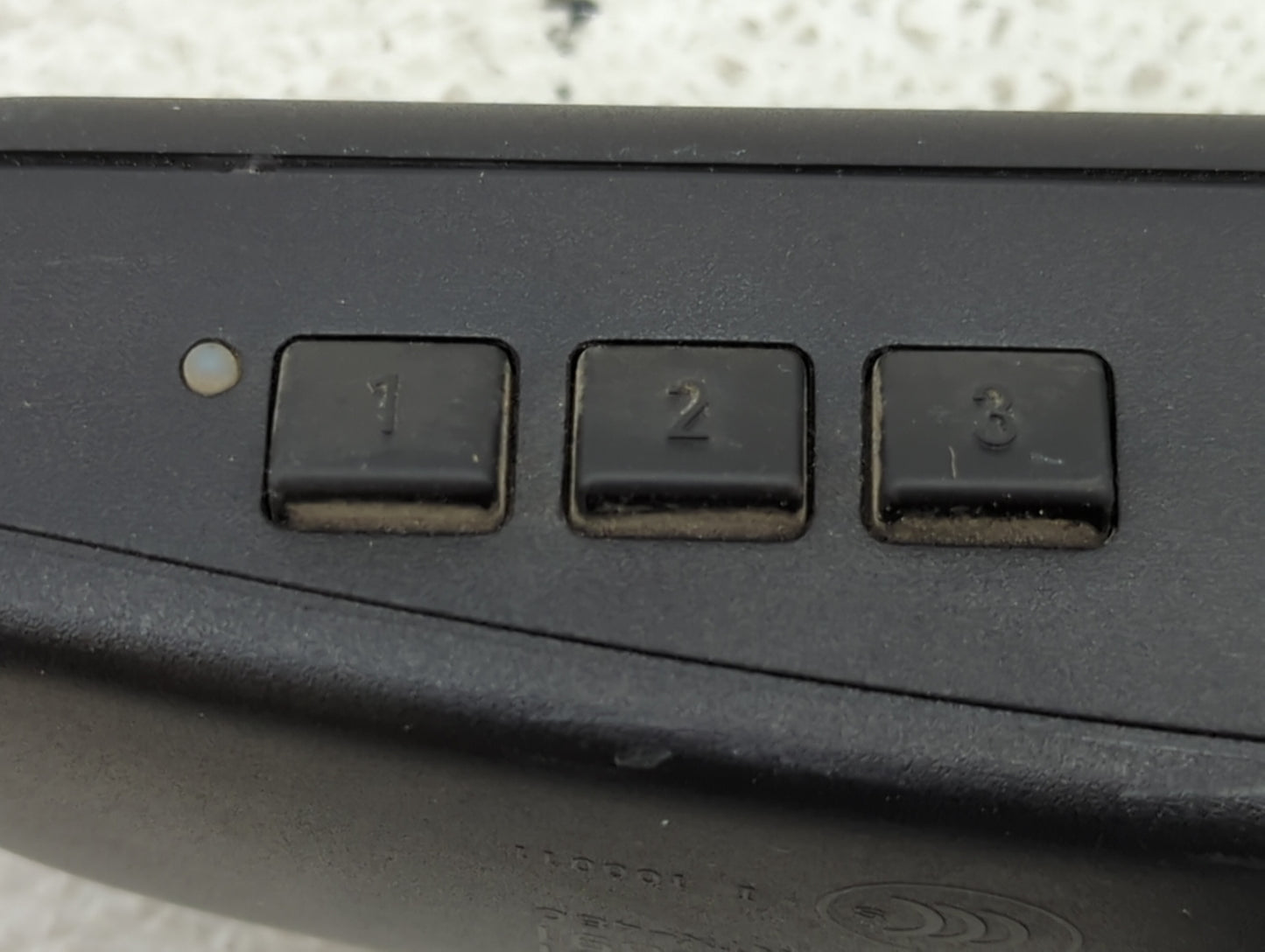 2006-2014 Land Rover Range Rover Interior Rear View Mirror Replacement OEM P/N:E11025891 E11015691 Fits OEM Used Auto Parts 