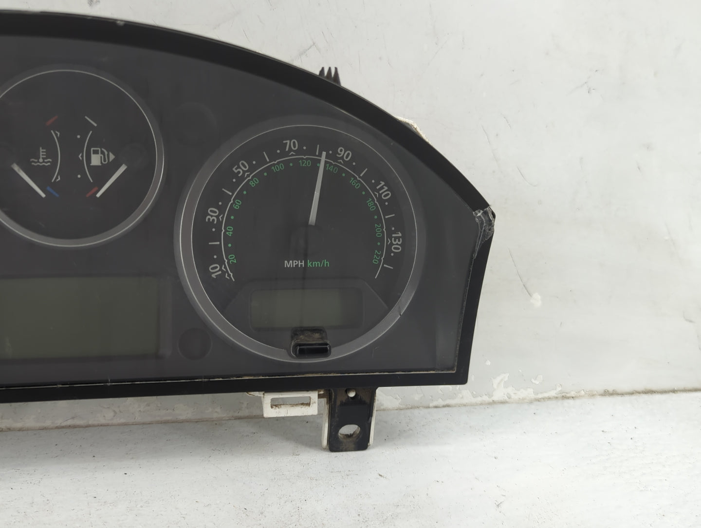 2006 Land Rover Range Rover Sport Instrument Cluster Speedometer Gauges P/N:YAC500474 YAH500172, R050702, LR-0019-001 Fits O
