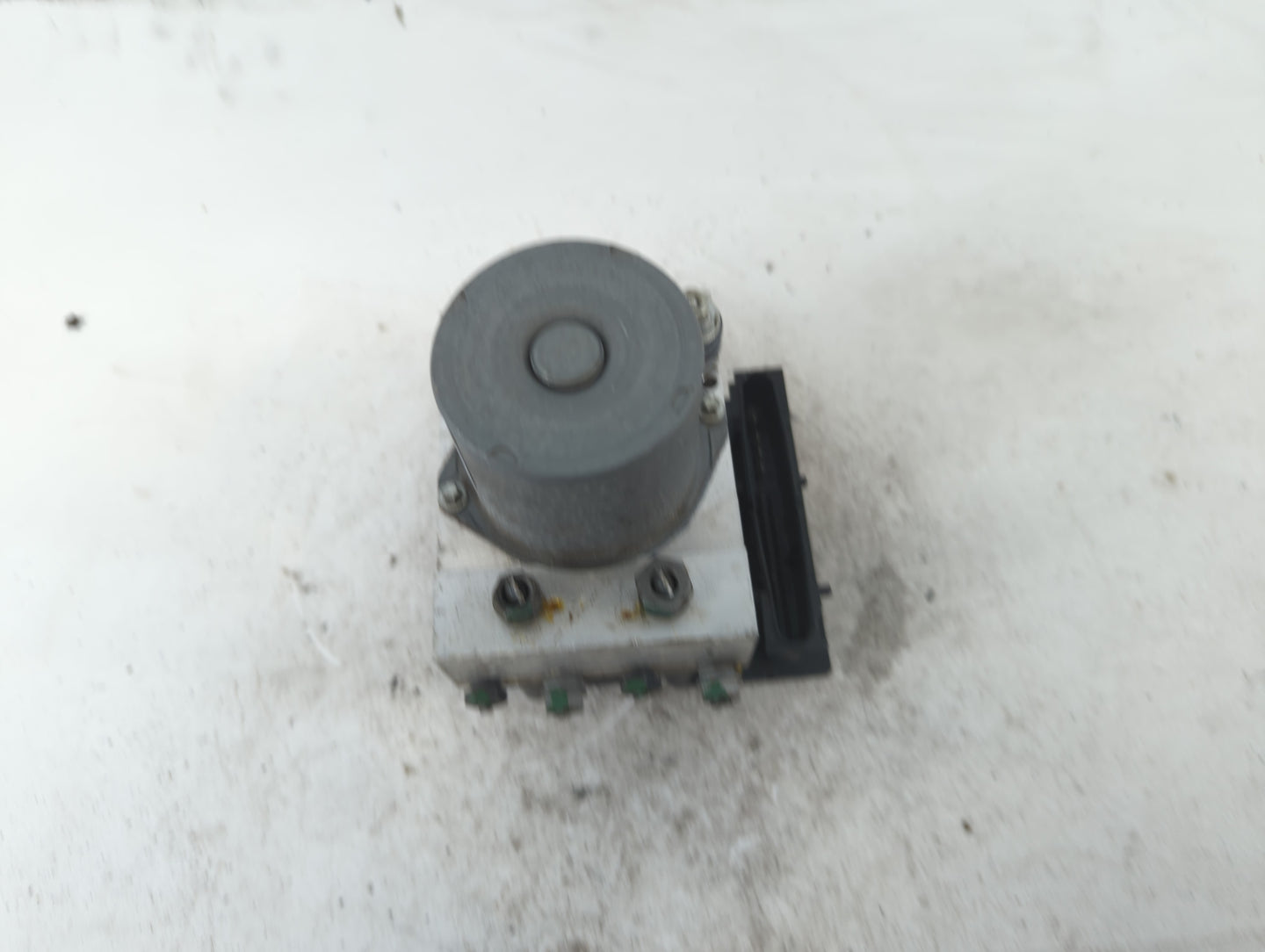 2006 Land Rover Range Rover Sport ABS Pump Control Module Replacement P/N:0 265 234 074 Fits Fits 2005 OEM Used Auto Parts -