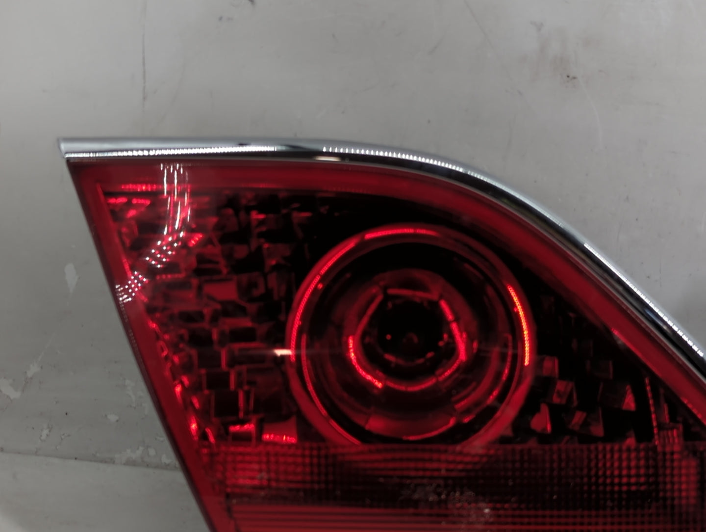 2004-2006 Lexus Es330 Tail Light Assembly Driver Left OEM Fits Fits 2004 2005 2006 OEM Used Auto Parts - Oemusedautoparts1.c