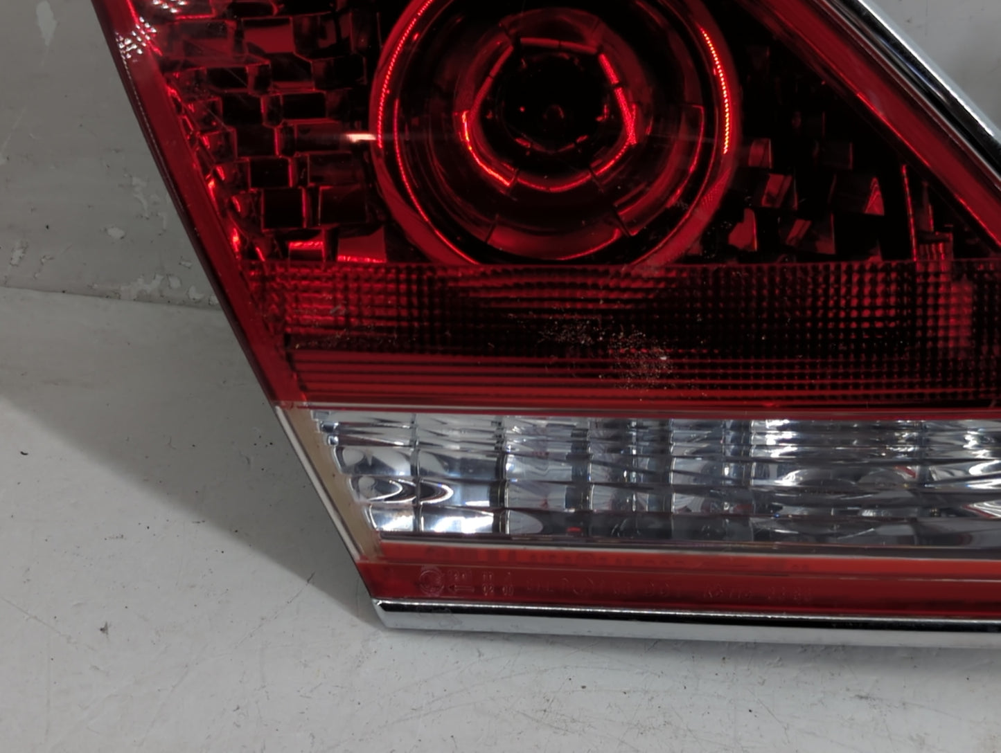 2004-2006 Lexus Es330 Tail Light Assembly Driver Left OEM Fits Fits 2004 2005 2006 OEM Used Auto Parts - Oemusedautoparts1.c