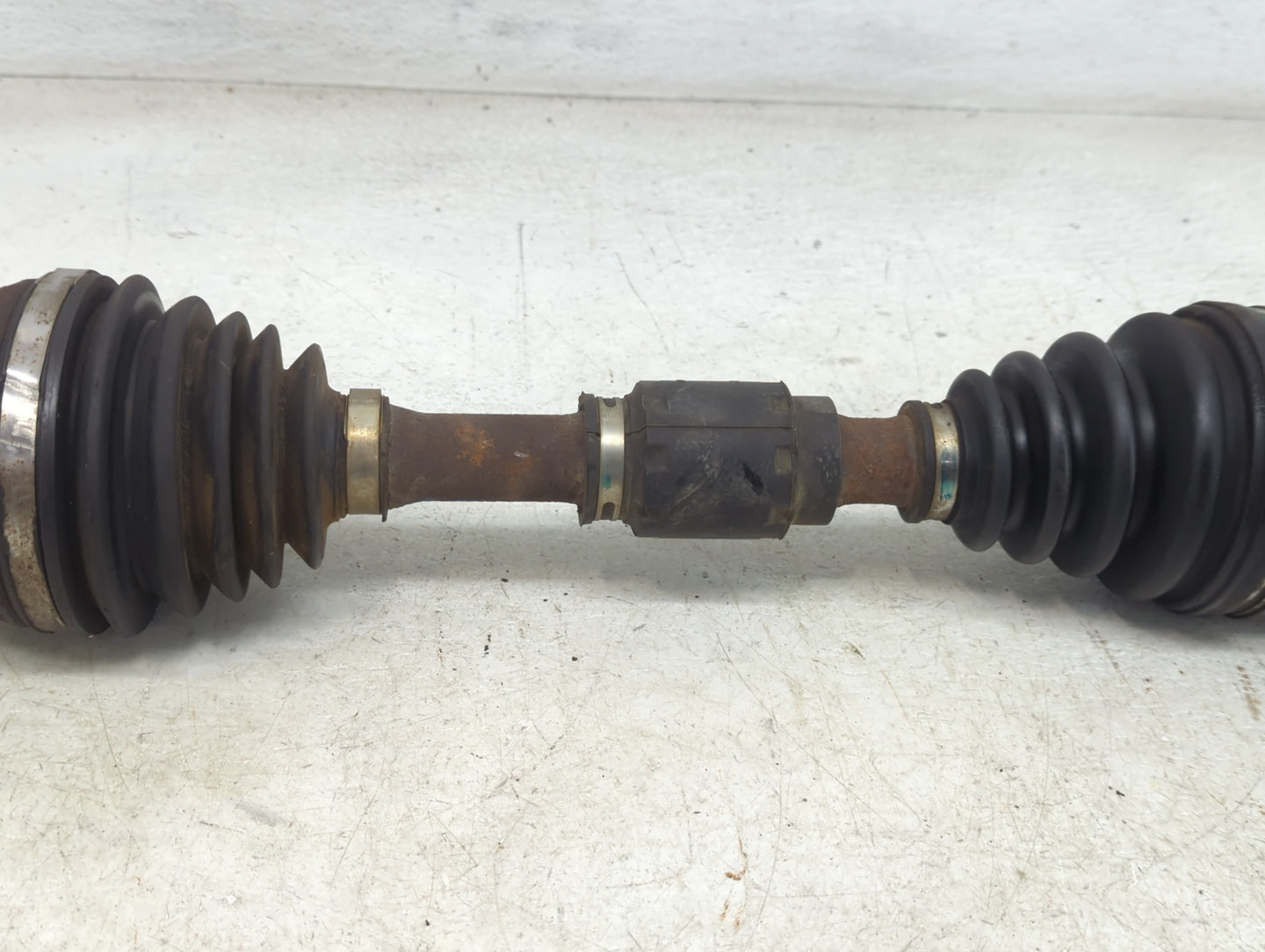 2004-2006 Lexus Es330 Axle Shaft Front Driver Cv C/v - Oemusedautoparts1.com