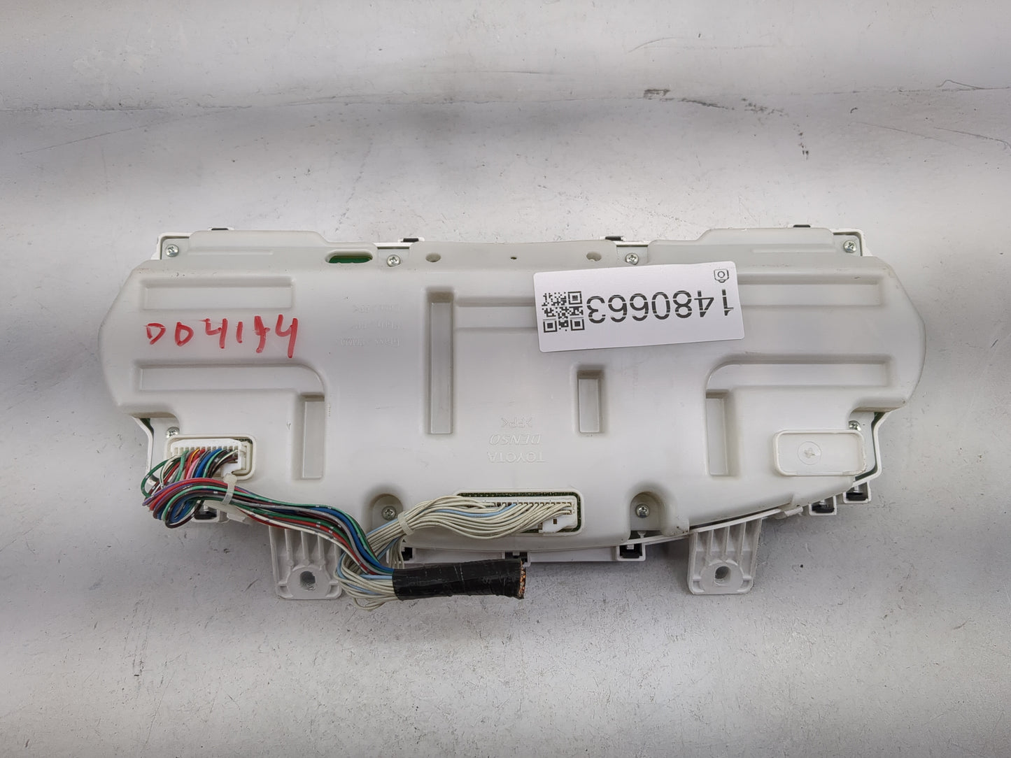 2004-2006 Lexus Es330 Instrument Cluster Speedometer Gauges P/N:83800-33800 257420-7360 Miles: Fits Fits 2004 2005 2006 OEM 