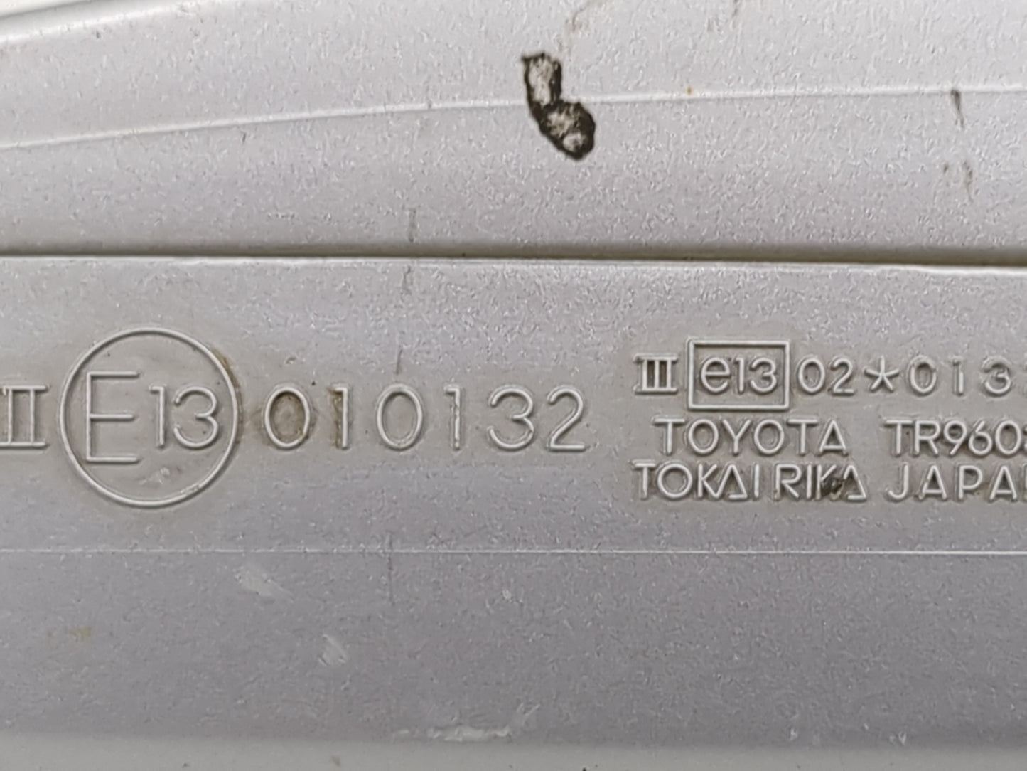 2004-2006 Lexus Es330 Driver Side View Mirror - Left Door Mirror OEM Used - Oemusedautoparts1.com