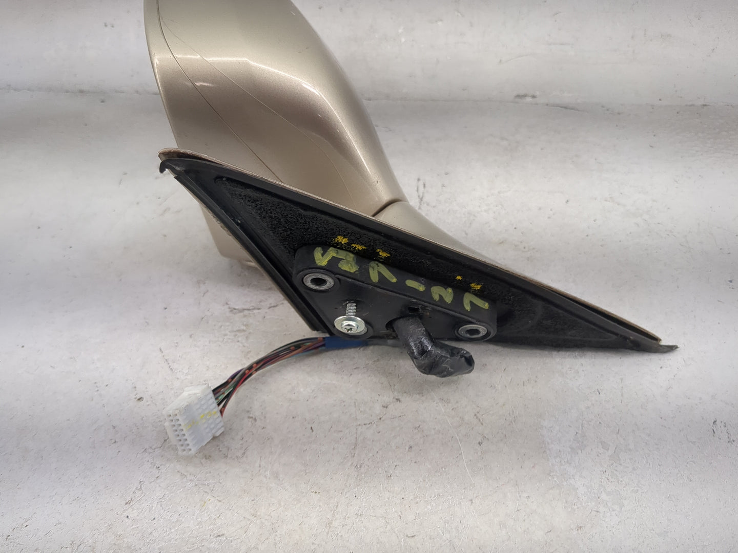 2004-2006 Lexus Es330 Driver Side View Mirror - Left Door Mirror OEM Used - Oemusedautoparts1.com