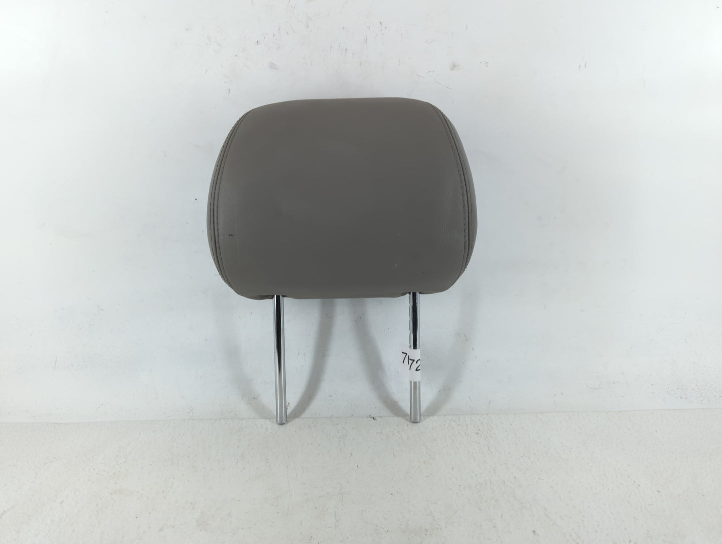 2006 Lexus Es330 Headrest Head Rest Front Driver Passenger Seat Fits OEM Used Auto Parts - Oemusedautoparts1.com