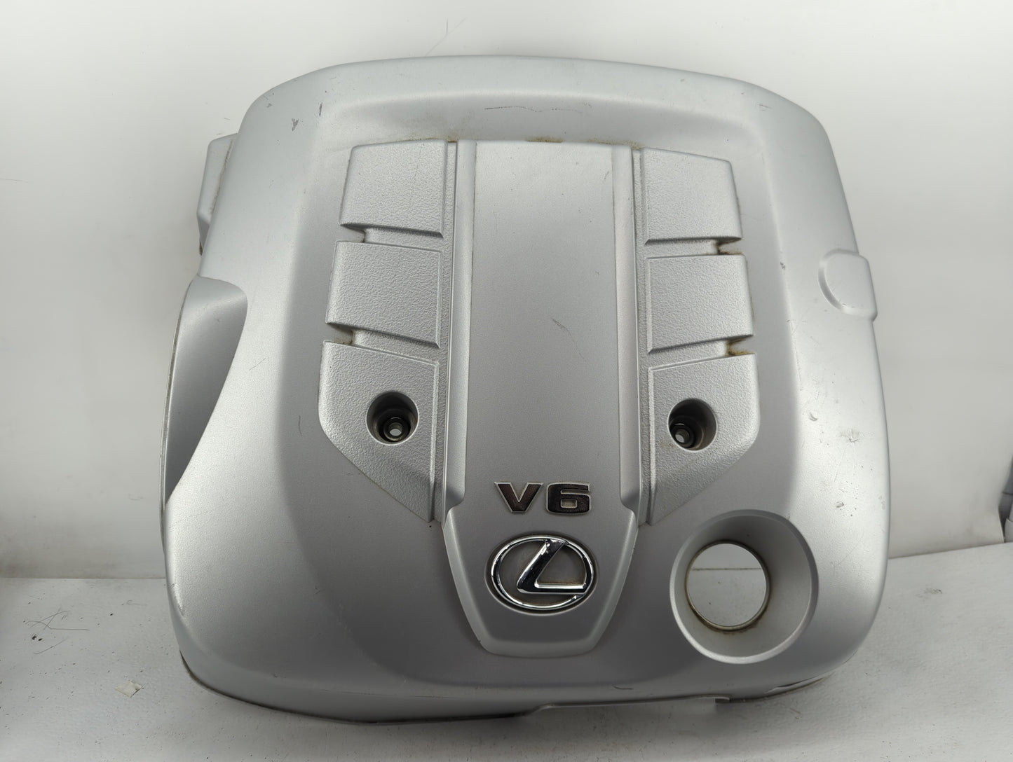 2006 Lexus Gs300 Engine Cover - Oemusedautoparts1.com
