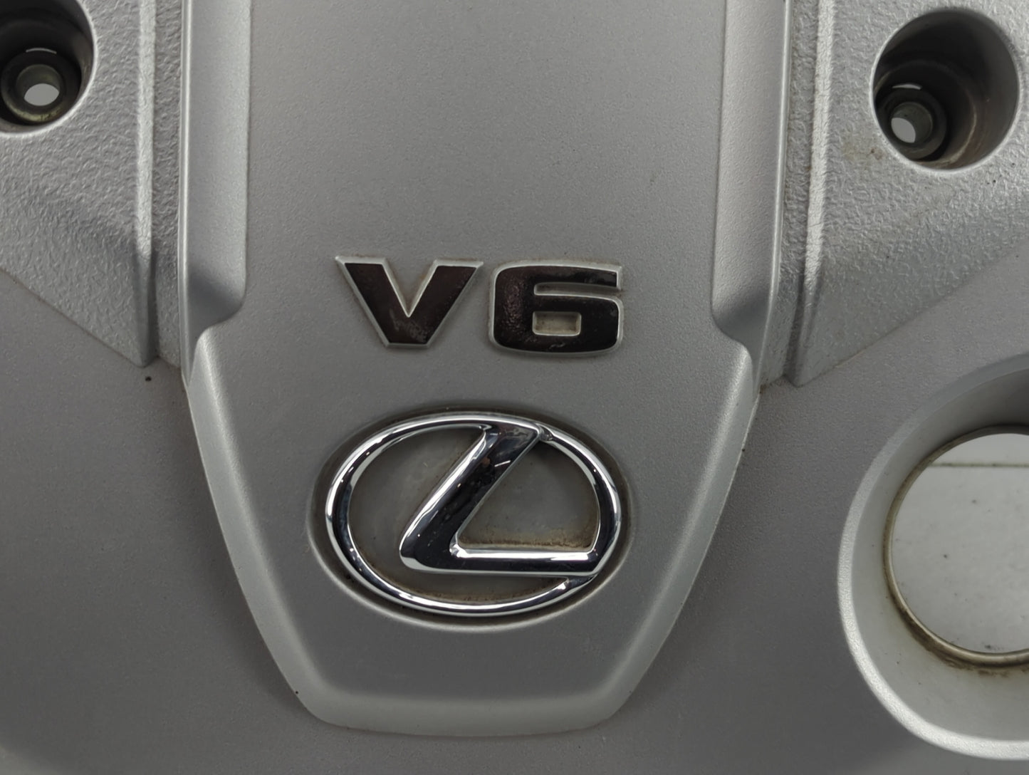 2006 Lexus Gs300 Engine Cover - Oemusedautoparts1.com