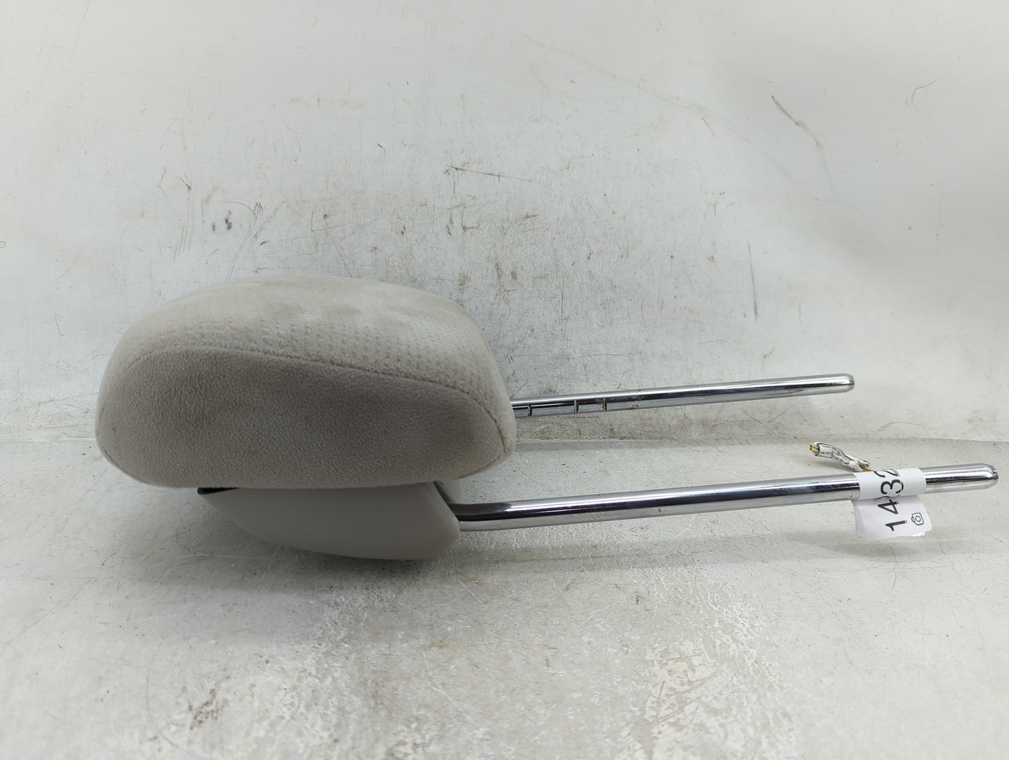 2006-2006 Lexus Gs300 Headrest Head Rest Front Driver Seat - Oemusedautoparts1.com