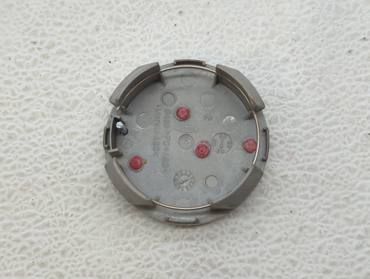 2006 Lexus Gs300 Rim Wheel Center Cap Silver - Oemusedautoparts1.com