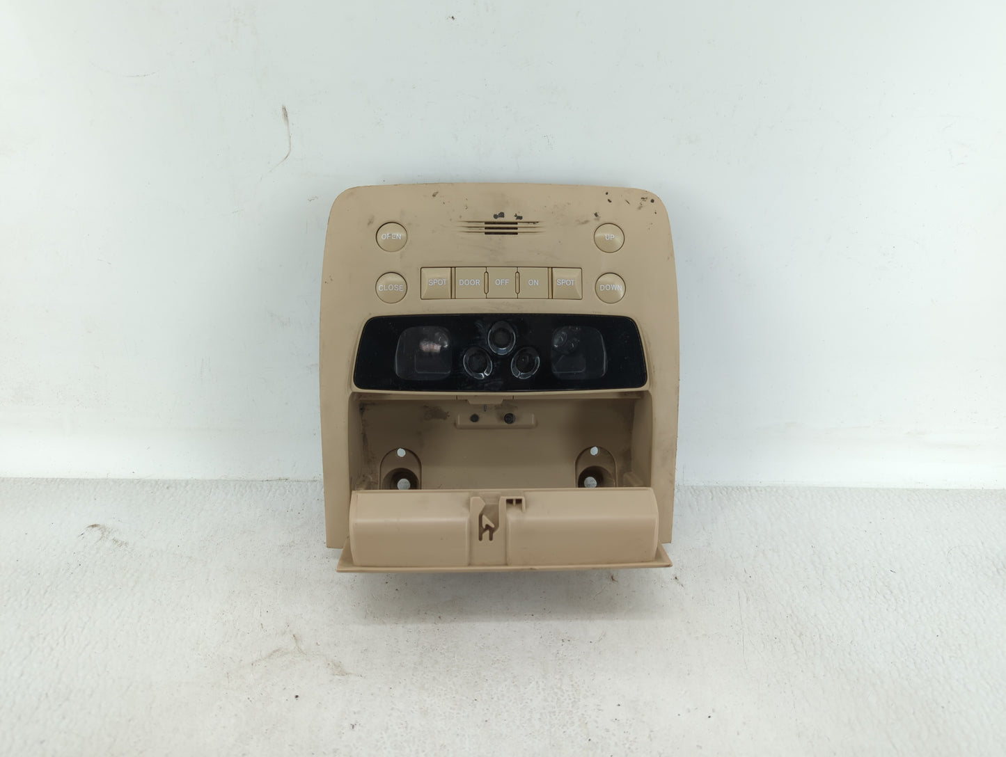 2006 Lexus Gs300 Overhead Roof Console - Oemusedautoparts1.com