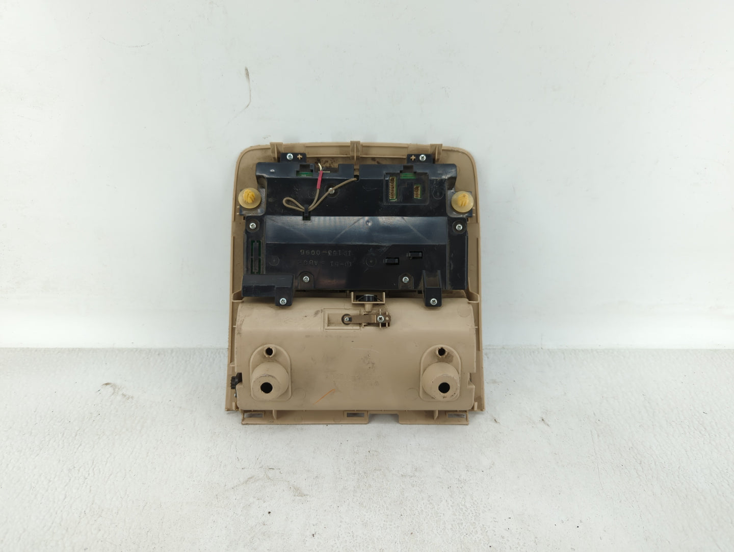 2006 Lexus Gs300 Overhead Roof Console - Oemusedautoparts1.com
