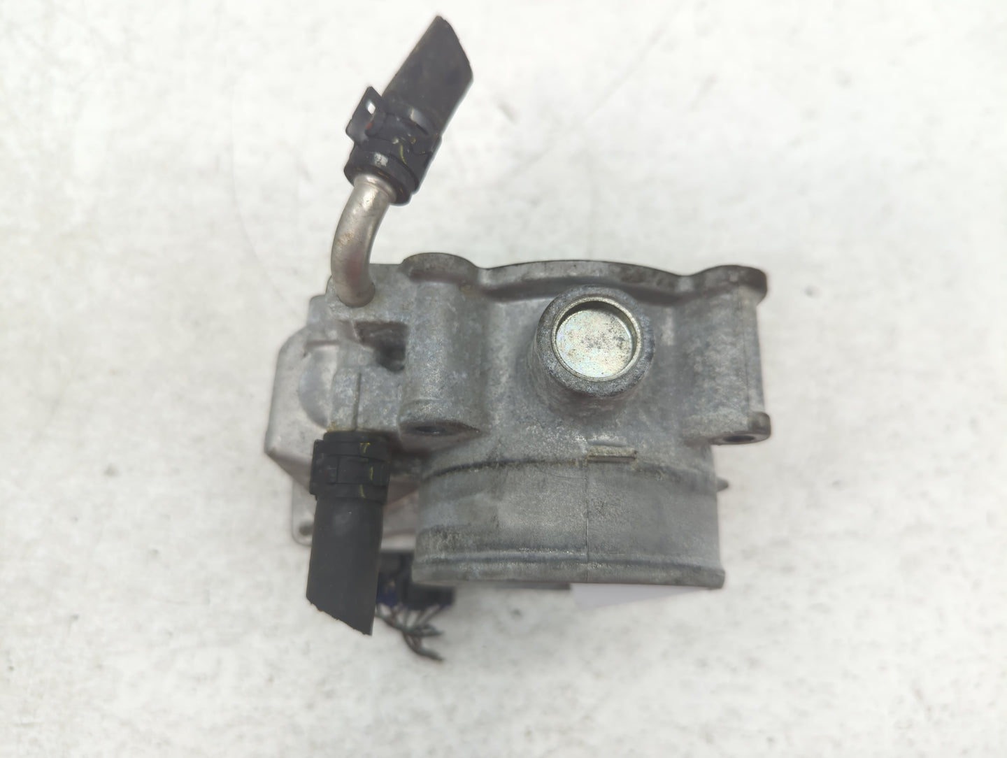 2006 Lexus Gs300 Throttle Body P/N:22030-31020 Fits Fits 2007 2008 2009 2010 2011 2012 2013 2014 2015 OEM Used Auto Parts - 