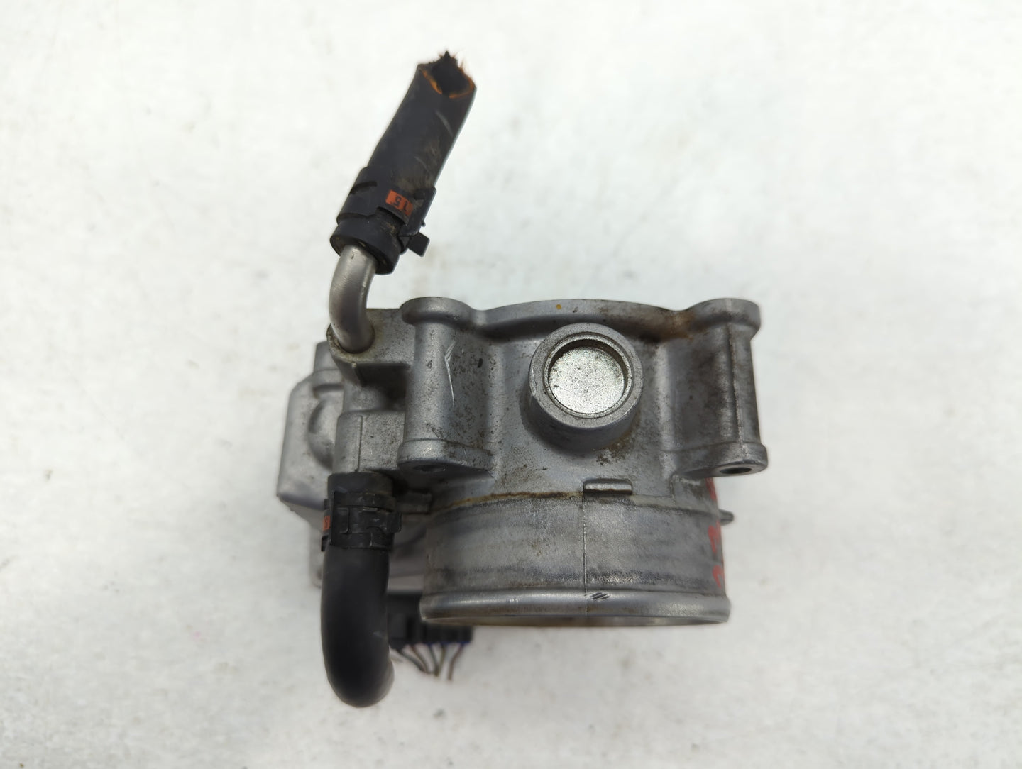 2006 Lexus Gs300 Throttle Body P/N:5B24 02107 22030-31020 Fits Fits 2007 2008 2009 2010 2011 2012 2013 2014 2015 OEM Used Au