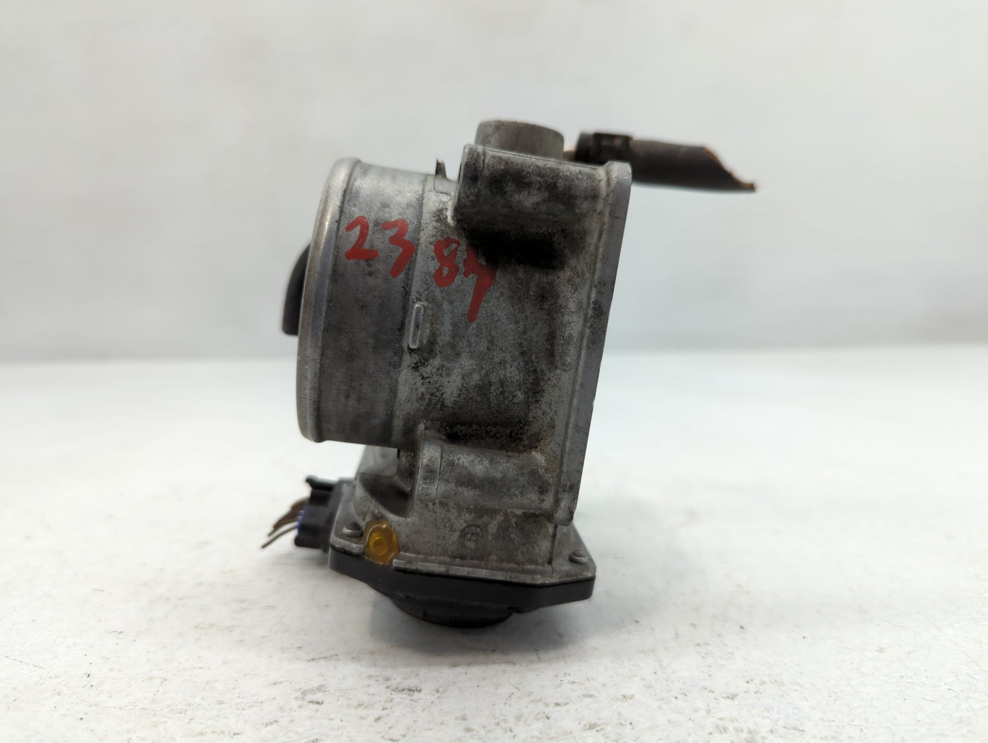 2006 Lexus Gs300 Throttle Body P/N:5B24 02107 22030-31020 Fits Fits 2007 2008 2009 2010 2011 2012 2013 2014 2015 OEM Used Au