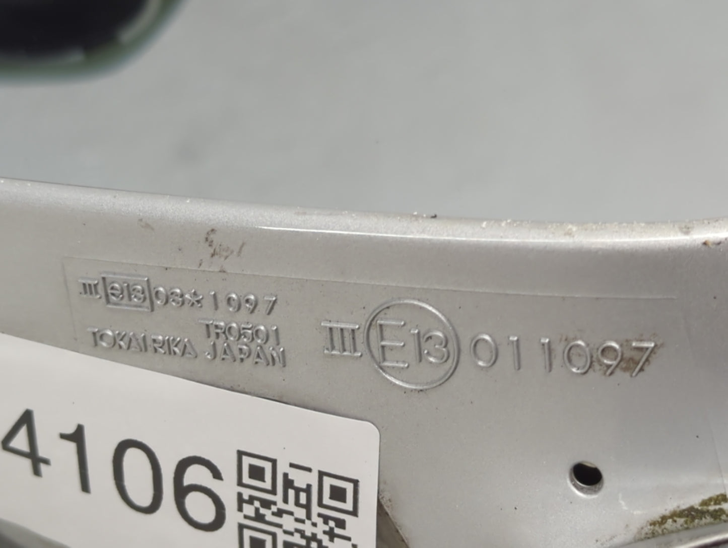 2006-2008 Lexus Is250 Driver Side View Mirror - Left Door Mirror OEM Used - Oemusedautoparts1.com