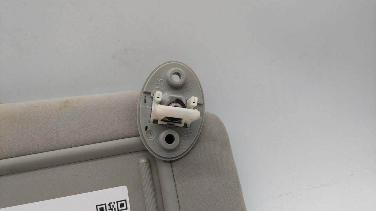 2006 Lexus Is250 Sun Visor Shade Replacement Passenger Right Mirror Fits OEM Used Auto Parts - Oemusedautoparts1.com