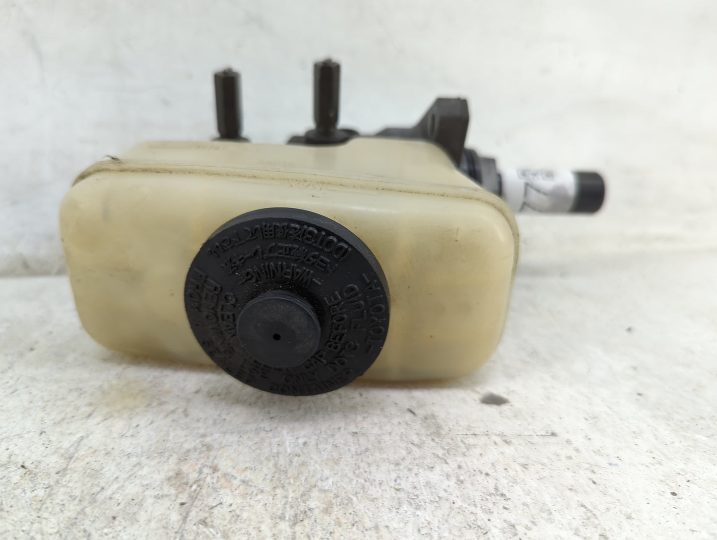 2006-2015 Lexus Is350 Brake Master Cylinder - Oemusedautoparts1.com