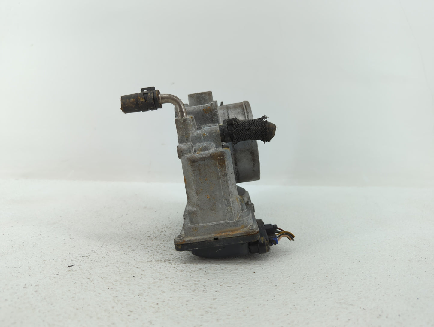 2006-2017 Lexus Is350 Throttle Body P/N:22030-31040 Fits Fits 2006 2007 2008 2009 2010 2011 2012 2013 2014 2015 2016 2017 OE