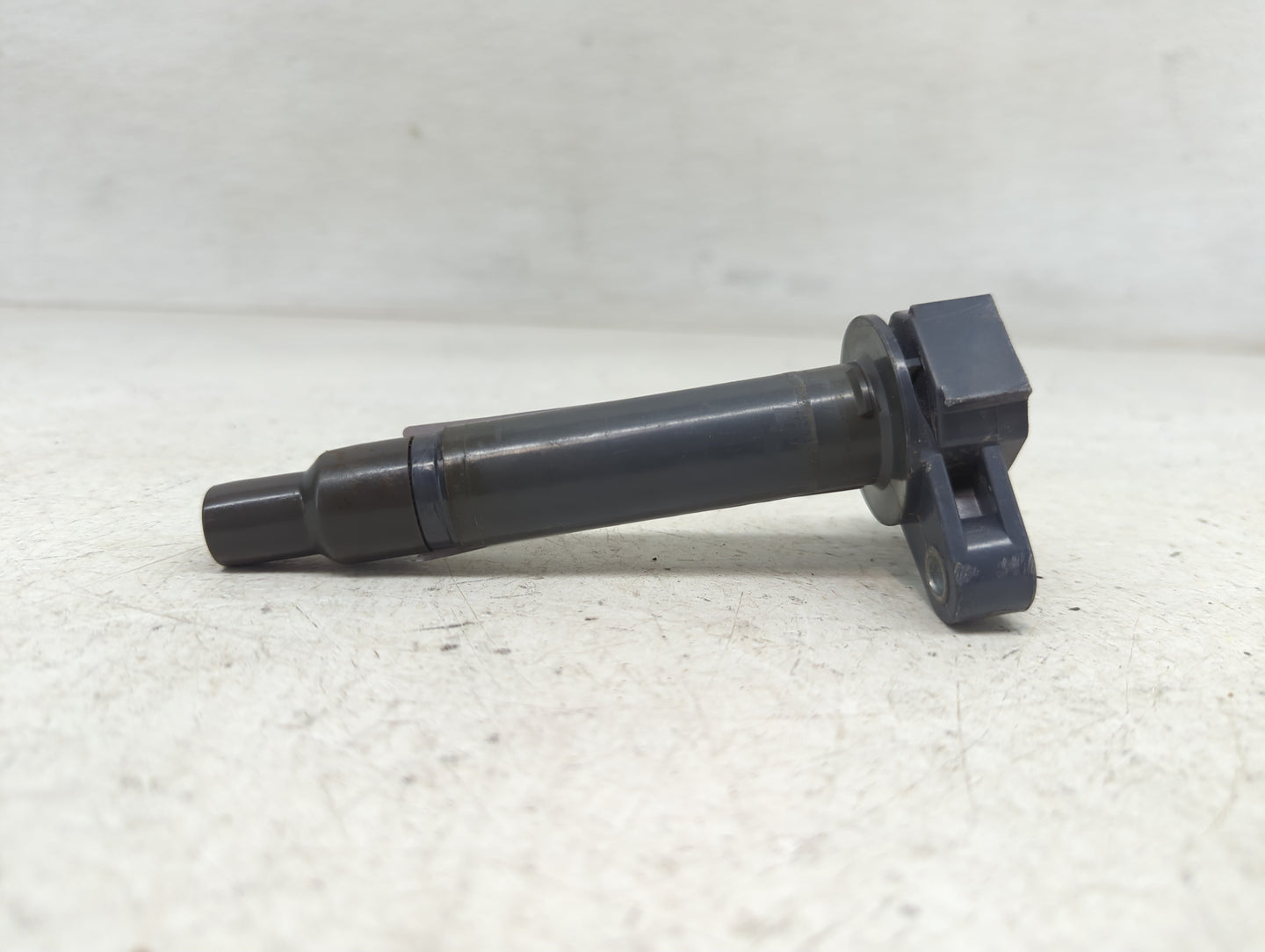 2001-2006 Lexus Ls430 Ignition Coil Igniter Pack - Oemusedautoparts1.com