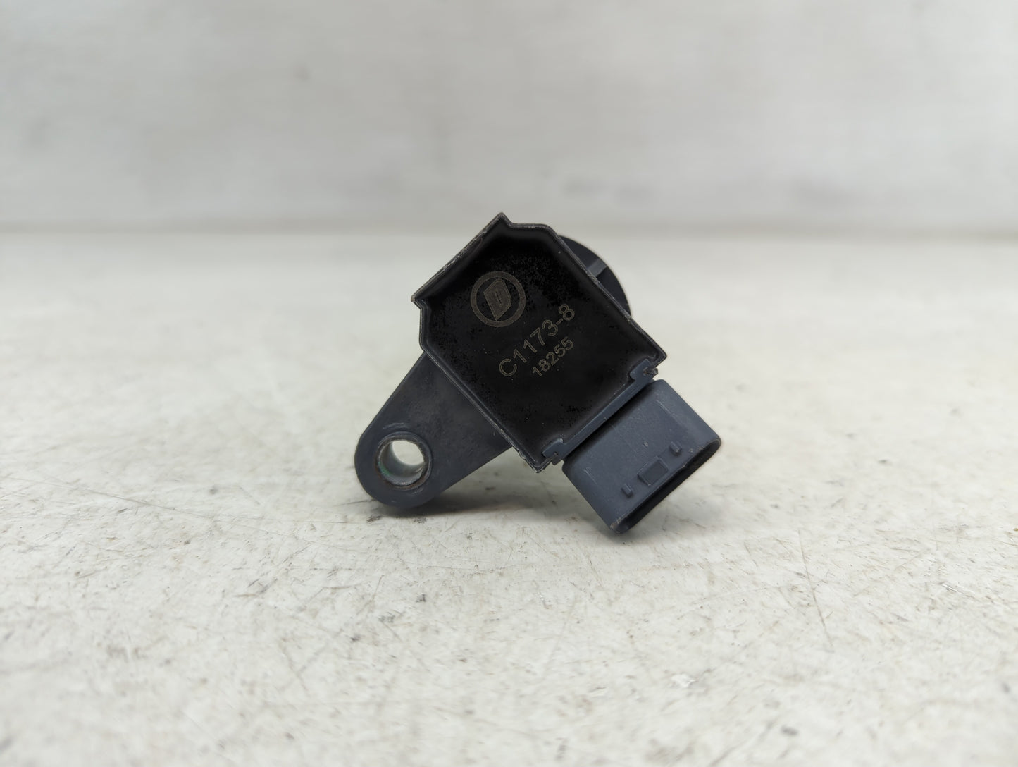 2001-2006 Lexus Ls430 Ignition Coil Igniter Pack - Oemusedautoparts1.com