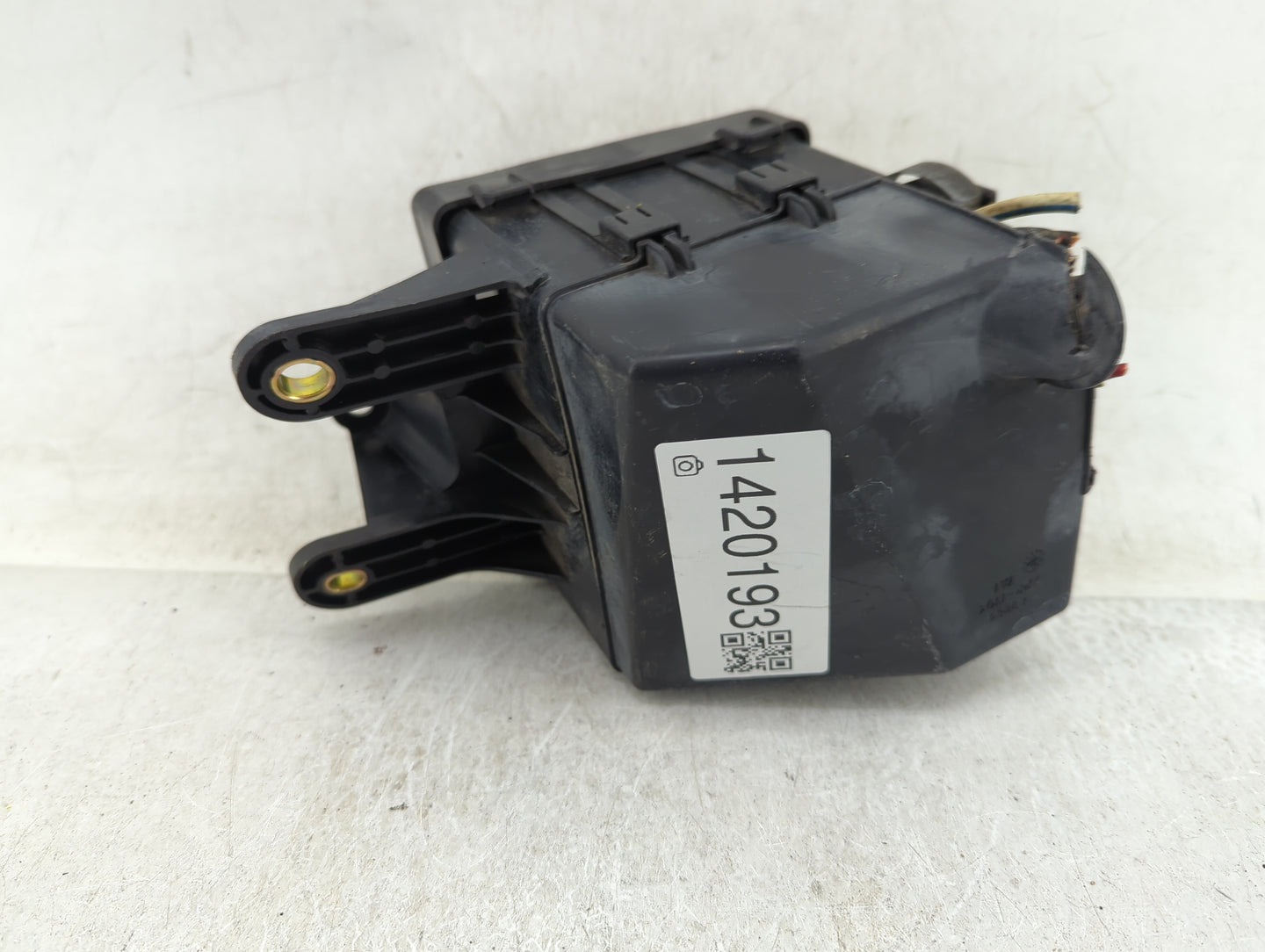 2004-2006 Lexus Ls430 Fusebox Fuse Box Panel Relay Module Fits Fits 2004 2005 2006 OEM Used Auto Parts - Oemusedautoparts1.c