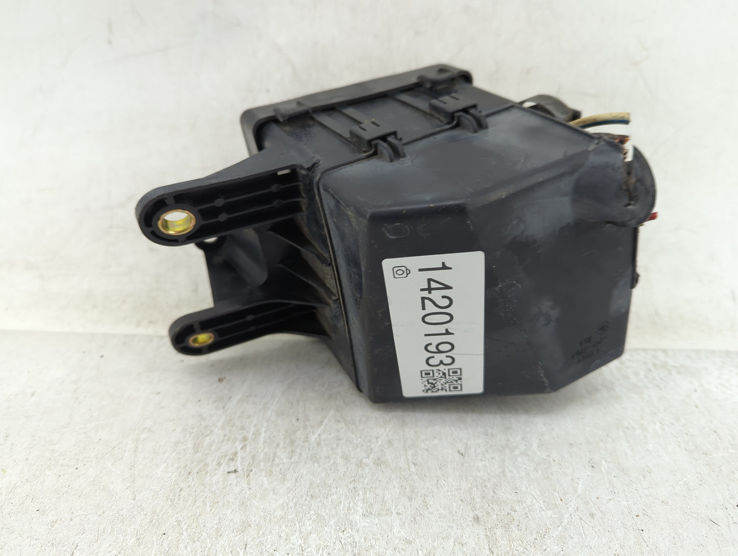 2004-2006 Lexus Ls430 Fusebox Fuse Box Panel Relay Module Fits Fits 2004 2005 2006 OEM Used Auto Parts - Oemusedautoparts1.c