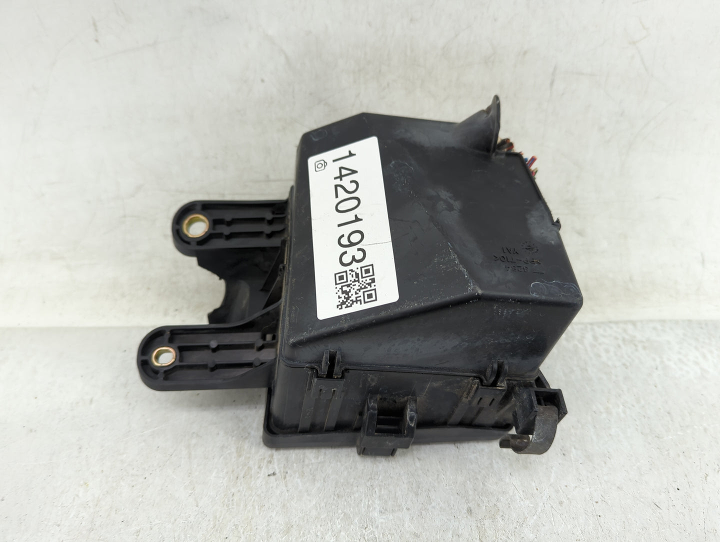 2004-2006 Lexus Ls430 Fusebox Fuse Box Panel Relay Module Fits Fits 2004 2005 2006 OEM Used Auto Parts - Oemusedautoparts1.c