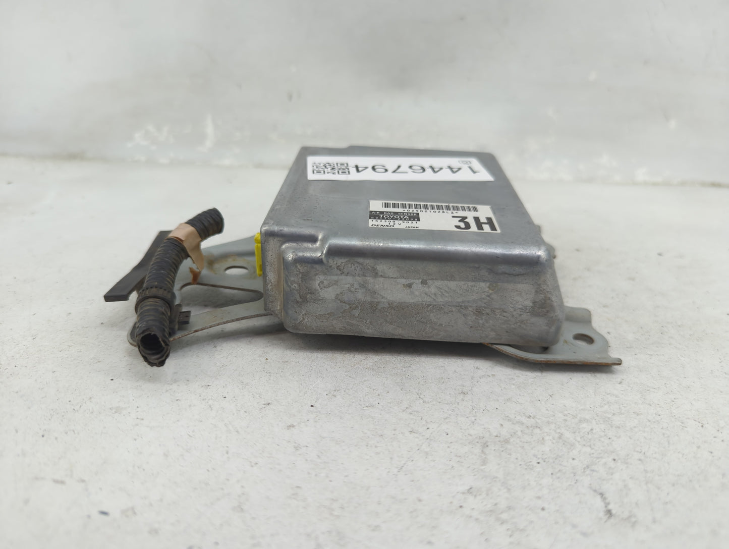 2006 Lexus Ls430 Srs Safety Restraint System Module - Oemusedautoparts1.com