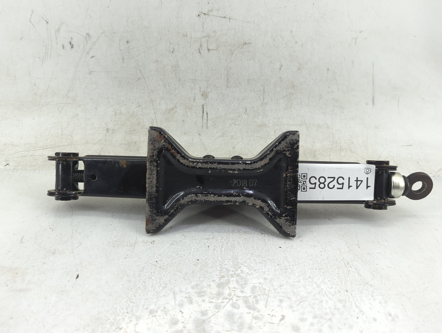 2006 Lexus Ls460 Spare Scissor Car Jack - Oemusedautoparts1.com