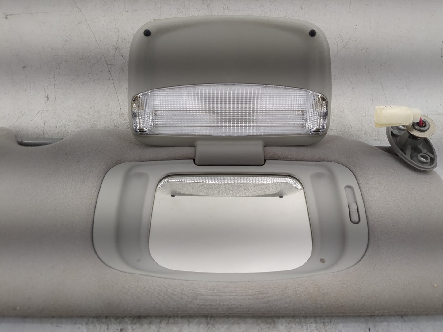 2004-2006 Lexus Rx330 Sun Visor Shade Replacement Passenger Right Mirror Fits Fits 2004 2005 2006 2007 2008 2009 OEM Used Au