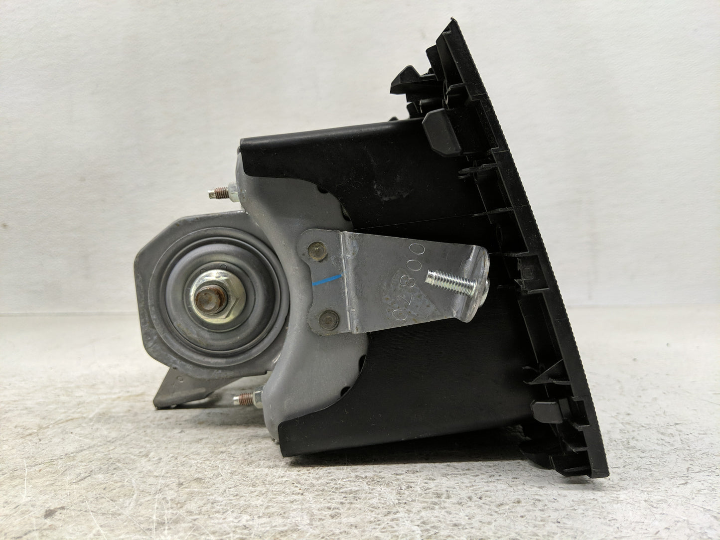 2004-2006 Lexus Rx330 Air Bag Passenger Right Dashboard OEM P/N:739600E010 Fits Fits 2004 2005 2006 2007 2008 2009 OEM Used 